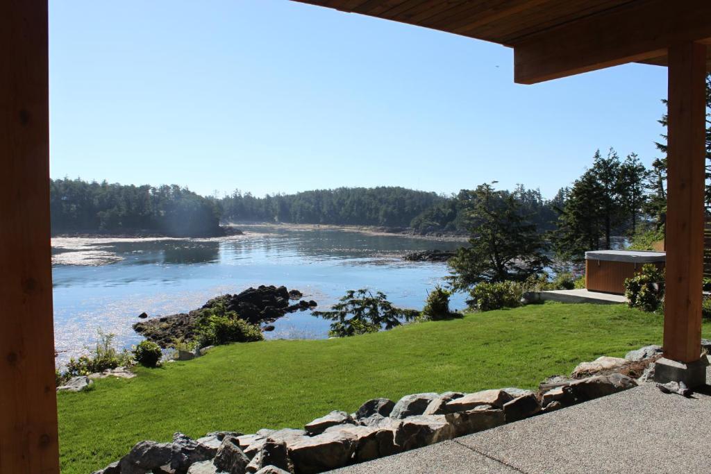 Cygnet Cove Suites Ucluelet Pokoj fotografie