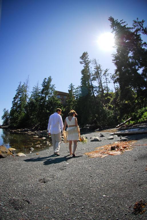 Cygnet Cove Suites Ucluelet Exteriér fotografie