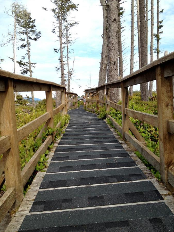 Cygnet Cove Suites Ucluelet Pokoj fotografie